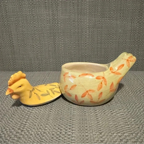 Vintage Yellow and Green Chicken Sugar Bowl - Picture 3 of 4
